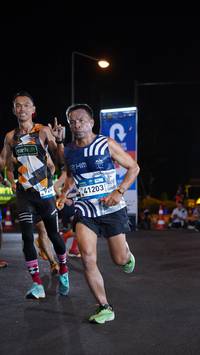 BIB: 924, 41203
                            <button type="button" onclick="openModal(23024311)" class="btn btn-primary btn-sm float-right btn-popup" data-toggle="modal" data-target=".modal-high-quality">
                        <i class="fas fa-shopping-cart"></i> Add to Cart
                    </button>
                                            <button type="button" onclick="isThisMe(23024311, true)" class="btn btn-success btn-sm float-right btn-popup btn-isme hidden" data-toggle="tooltip" data-placement="bottom" title="นี่คือรูปของคุณใช่ไหม คลิกที่นี่เพื่อเอาเข้าอัลบั้ม">
                        <i class="fas fa-plus"></i> Add to album
                    </button>
                    <button type="button" onclick="isThisMe(23024311, false)" class="btn btn-warning btn-sm float-right btn-popup btn-isnotme hidden">
                        <i class="fas fa-ban"></i> Remove from album
                    </button>